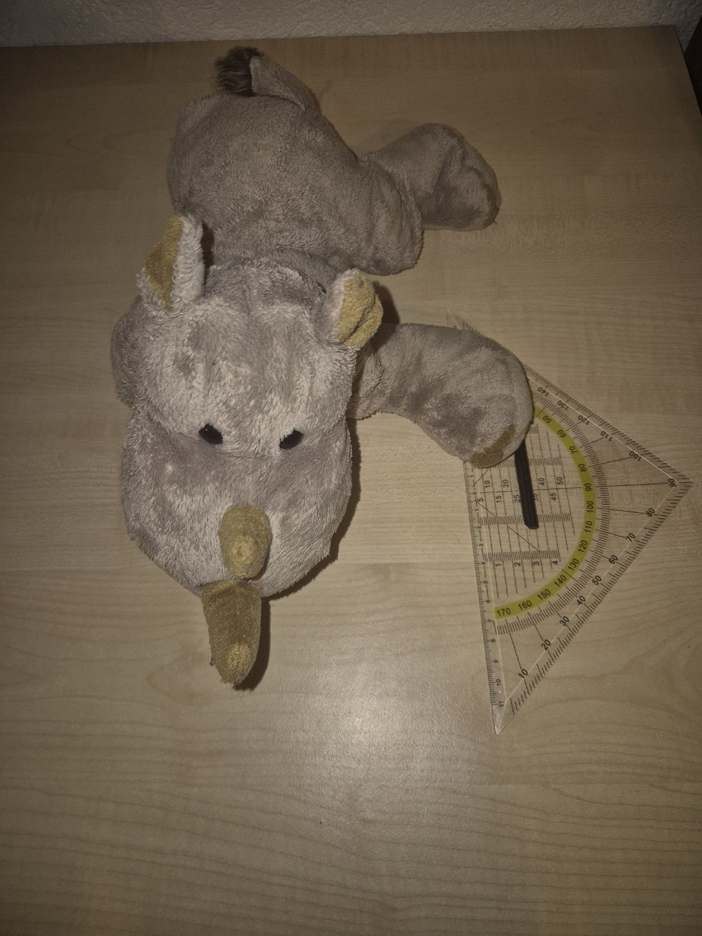 Giocattoli: Plüschtier Nashorn  – Usato da Gipf-Oberfrick venduto da Cyclodecan