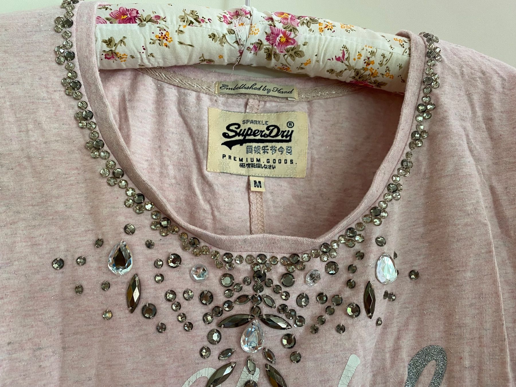 Superdry T-shirt: Superdry Oberteil Gr. M – Usato da Hünenberg venduto da a.u.849 1