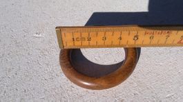 40 anneaux en bois