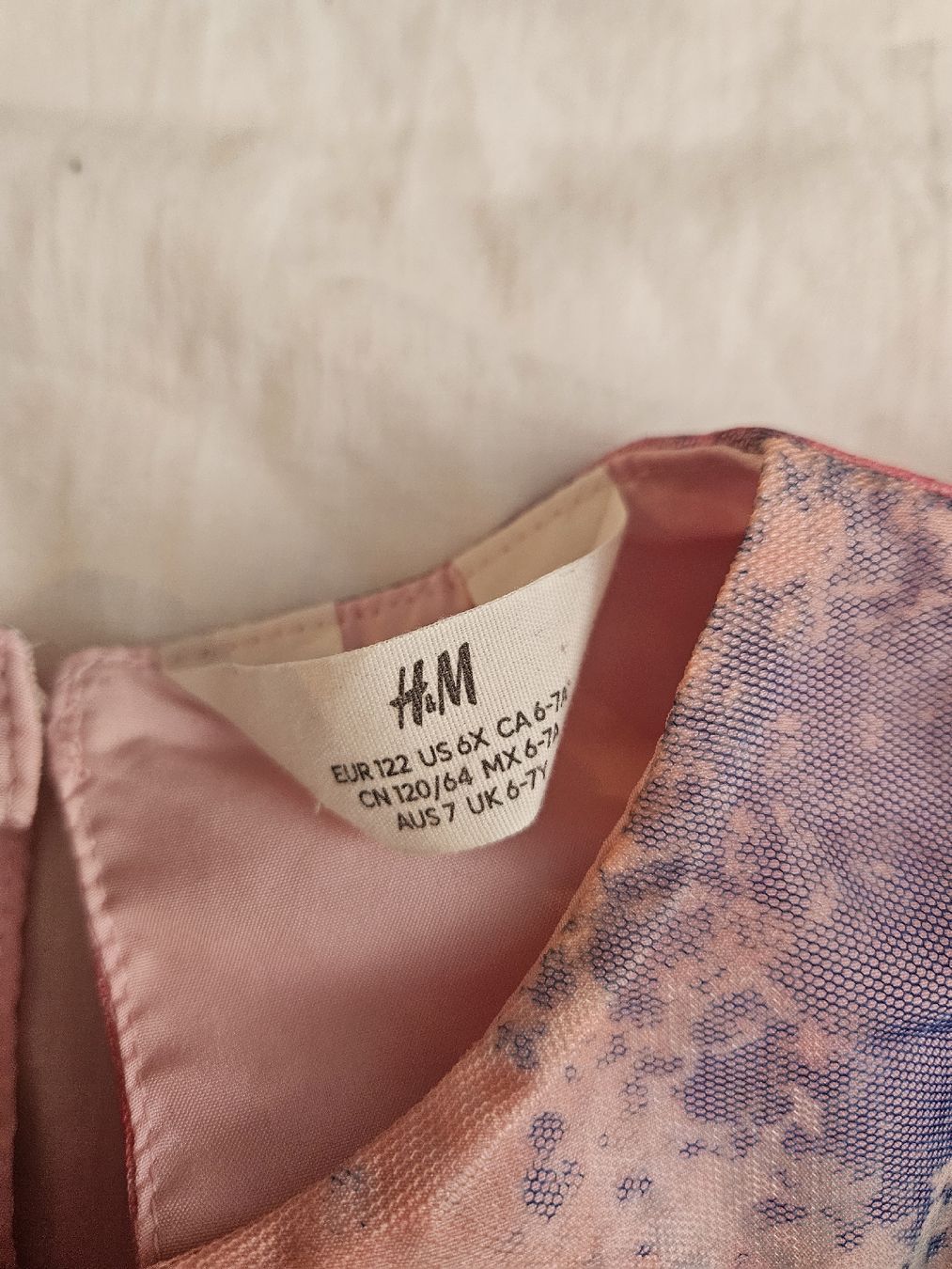 H&M Vestiti & Gonne: Lot de 2 robes H&M - 122 – Usato da Thônex venduto da can.can 1
