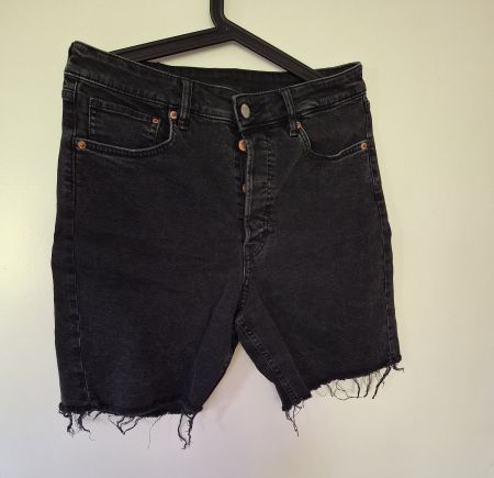 Schwarze Jeans Shorts, Grösse 42