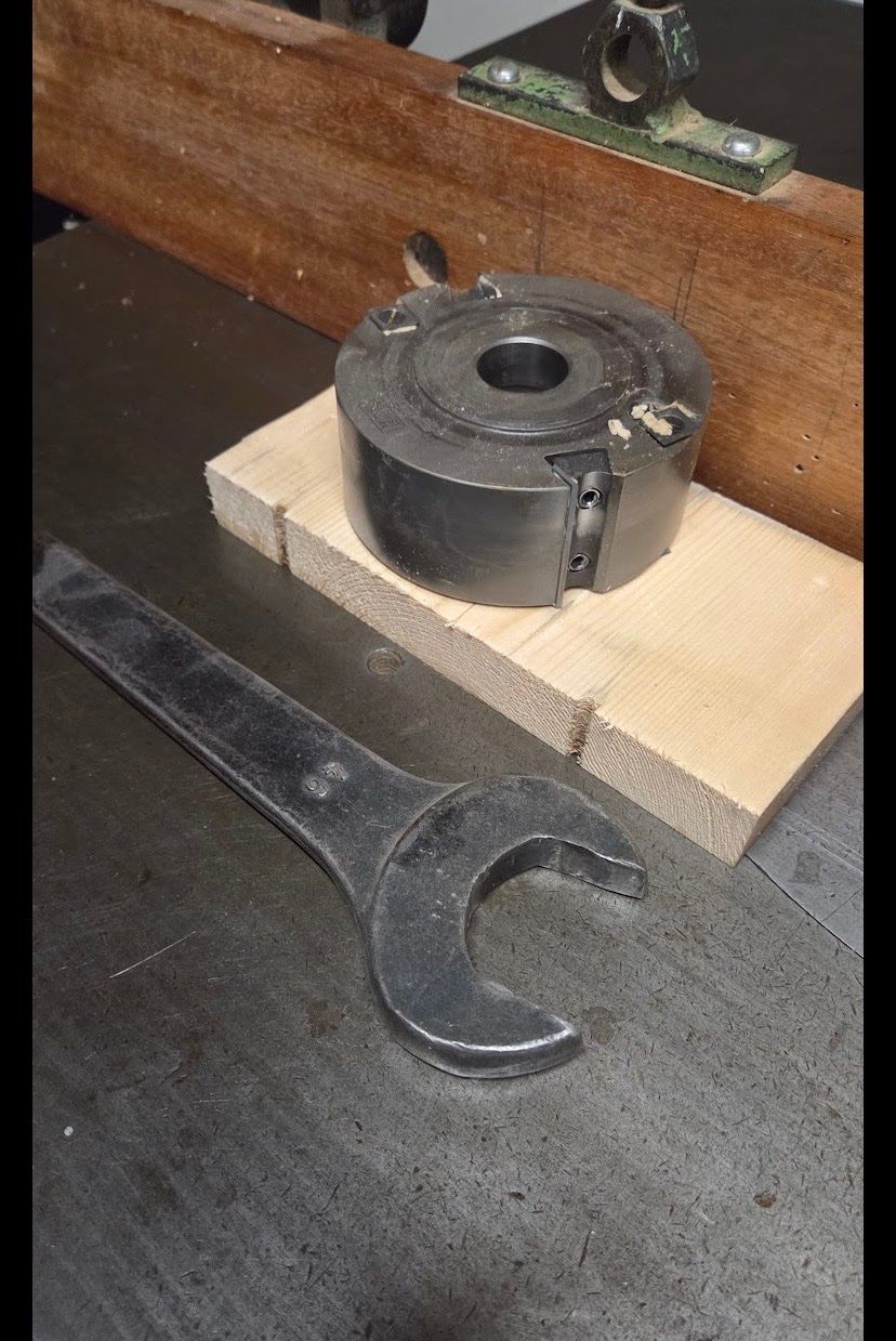 Toutes les machines: Kehlmaschine (Oldtimer) – D'occasion à Saxeten par Corolla04 2
