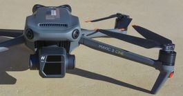 DJI Mavic 3 Cine Premium Combo