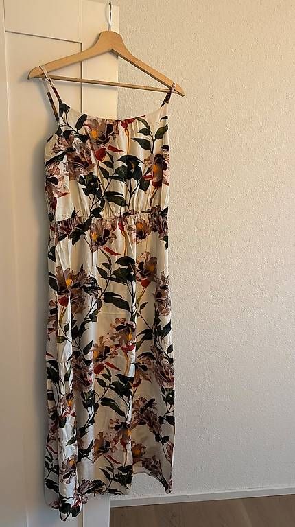 Only Vestiti: Sommerkleid – Usato da Rothenthurm venduto da Lynn_DM