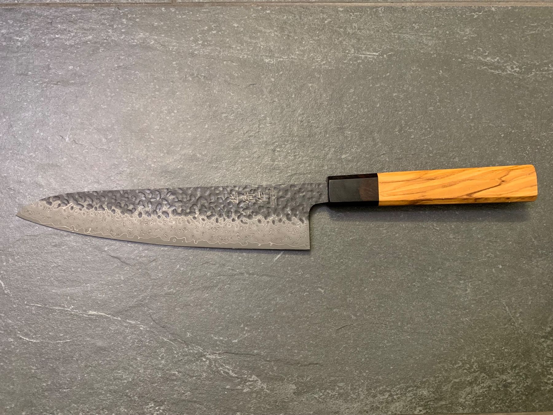 Coltelli da cucina: Japanisches Küchenmesser mit Holzgriff – Nuovo e nell'imballaggio originale da Aarburg venduto da 2..0 1