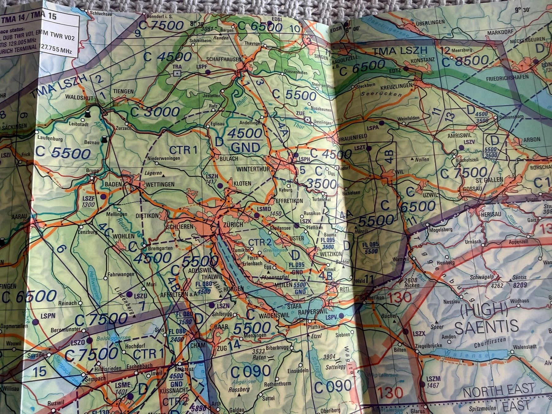 Bücher: Swiss MIL Pilots Chart - Schweizer Luftwaffe – Gebraucht aus Brütten von Hst1 6