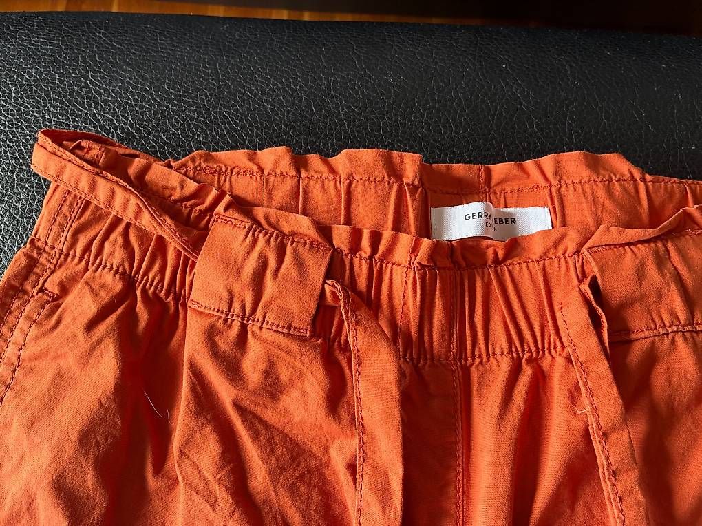 Pantalons: 3/4-Hosen – D'occasion à Zürich par dor_596h 2