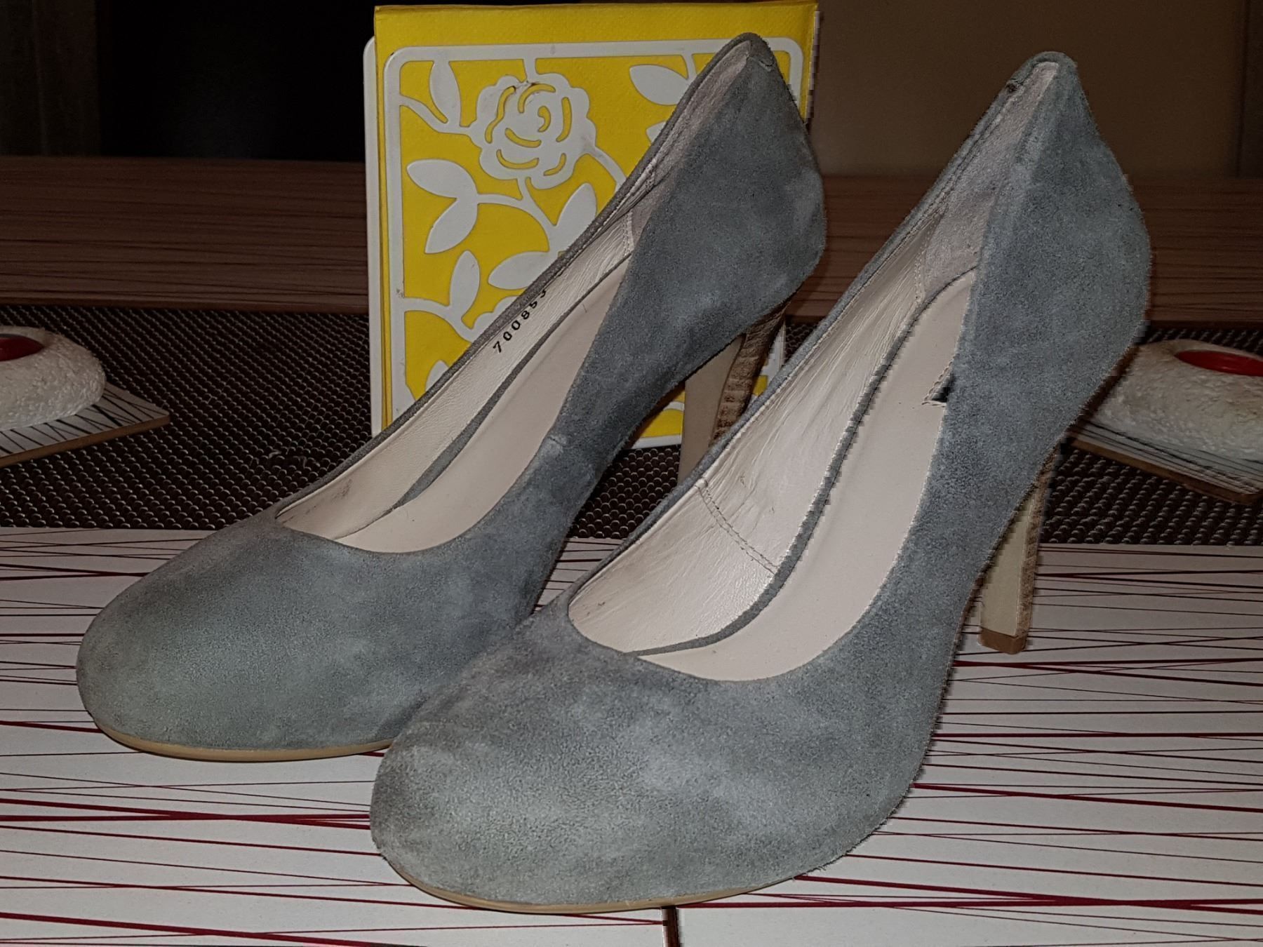 Belmondo Damenschuhe: BELMONDO Chaussures / Schuhe pointure / Nummer 41 – Gebraucht aus Cossonay-ville von Super-Price-Quality