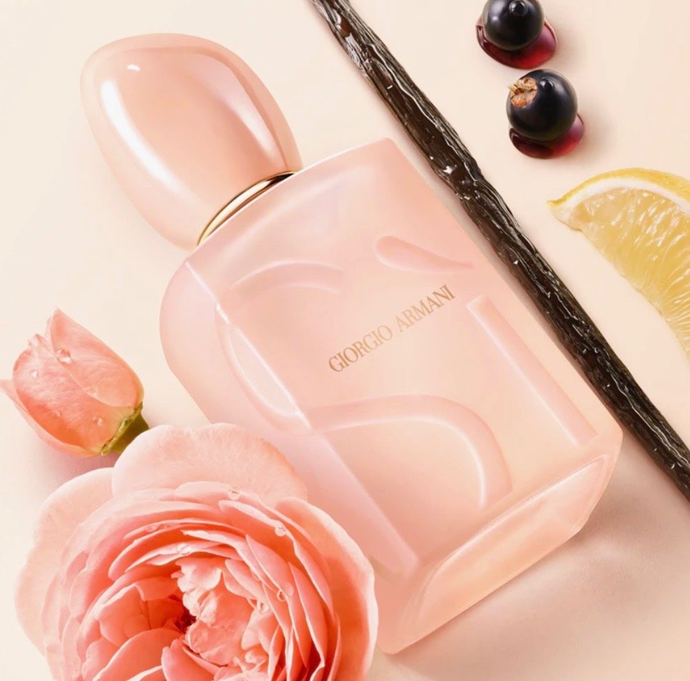 Armani Profumi & Eau de Toilette: Giorgio Armani Sì Eau de Parfum 50ml – Usato da steinen venduto da Nayabloom84 1