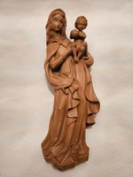 Holzmadonna mit Kind, geschnitzt