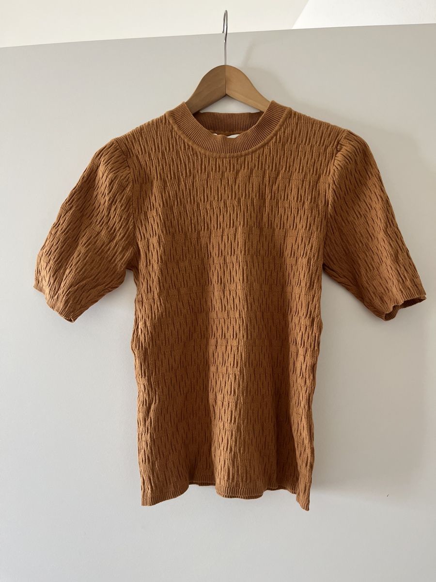 Selected T-shirts: Strickshirt von SELECTED FEMME  – Neuf (Voir description) à Allschwil par MaloseS08