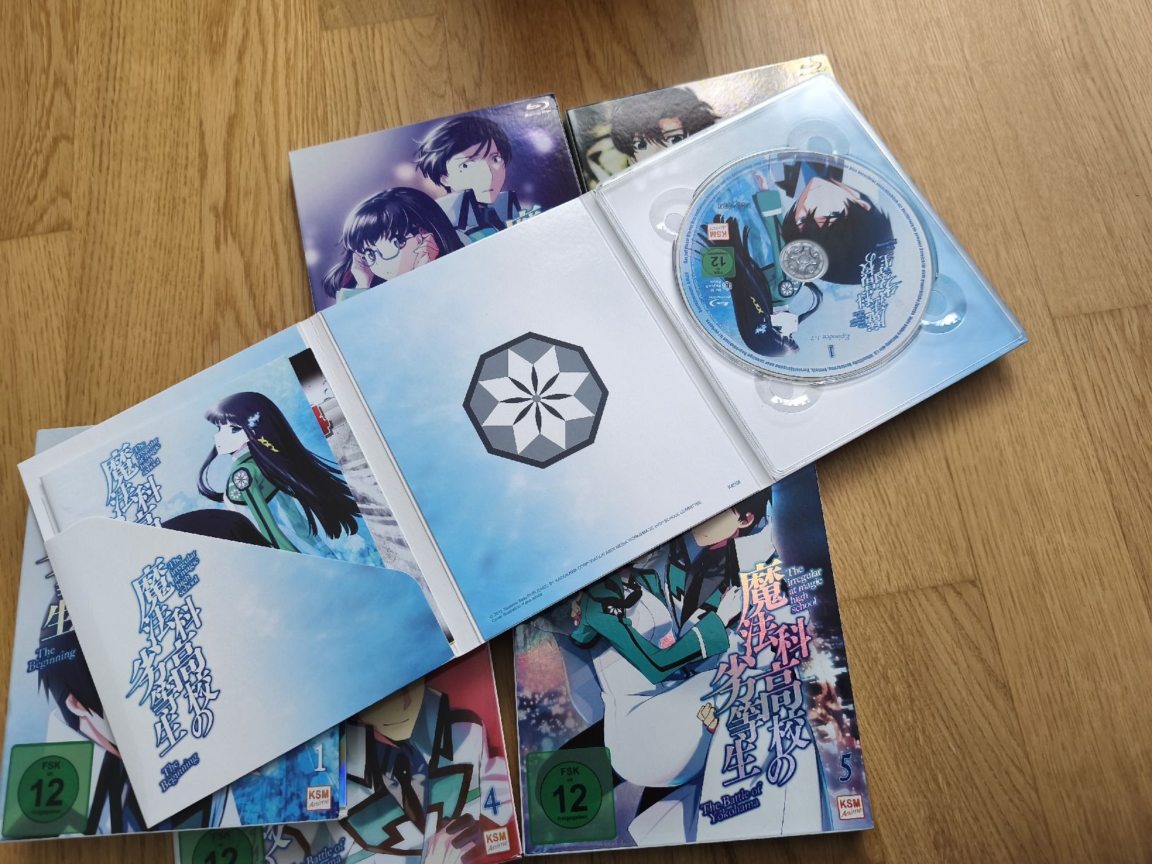Tutti i DVDs: Anime Blu-ray The Irregular at Magic High School – Usato da Näfels venduto da ChocolateMuffin 2