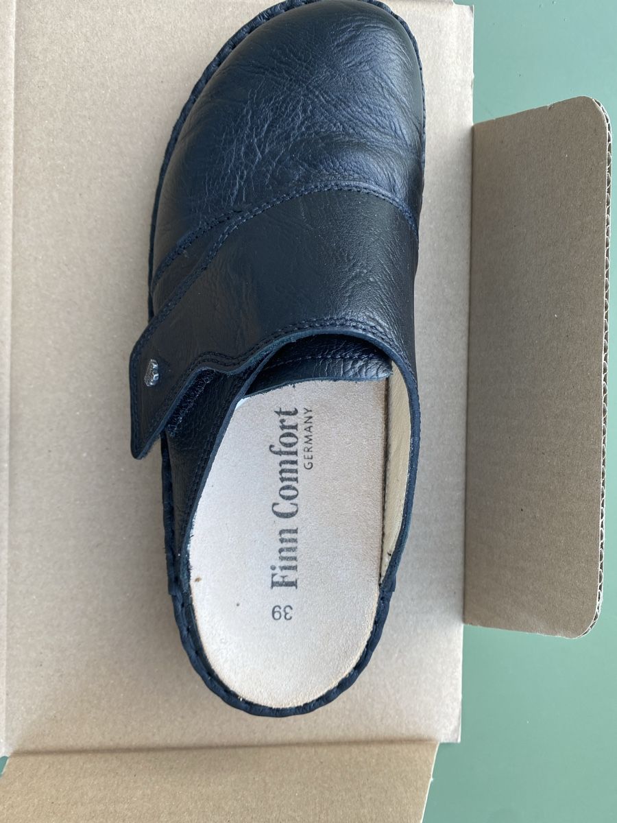 Scarpe da donna: Hausschuhe – Nuovo (secondo la descrizione) da Unterseen venduto da Pavema4 1
