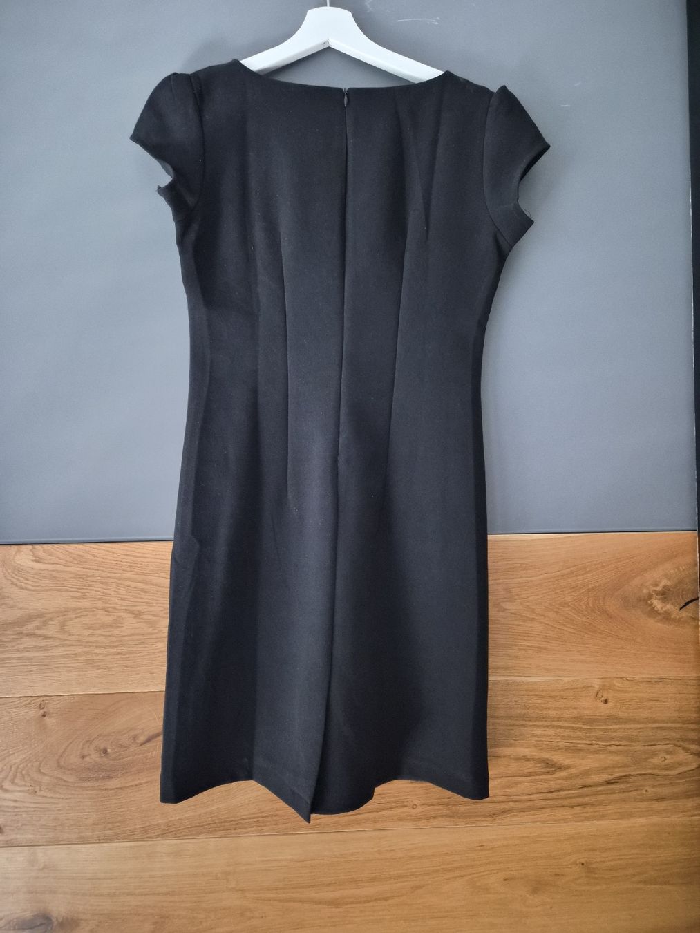 Robes: Kleid – D'occasion à Zürich par nad_6mxz 2
