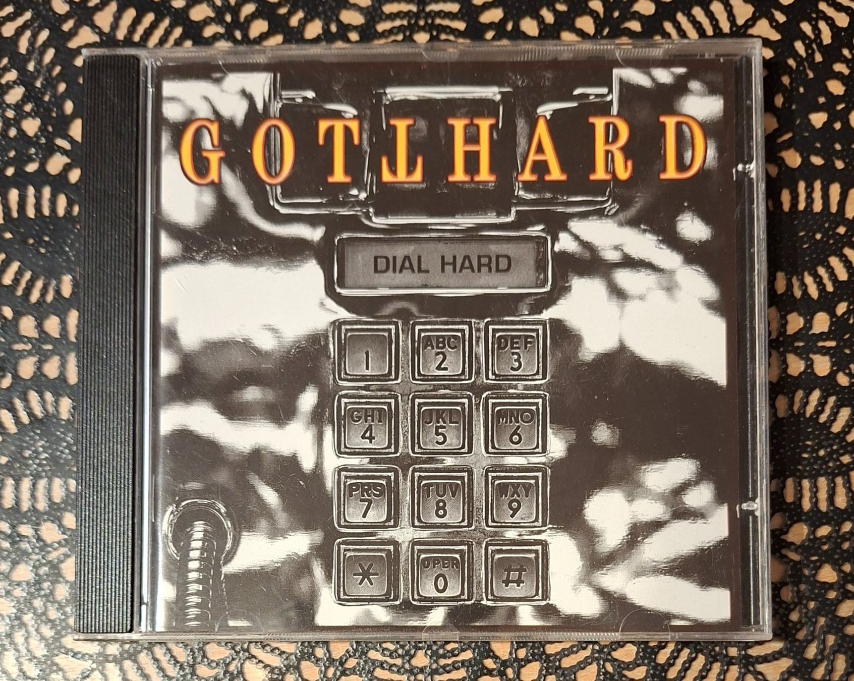 CD: Gotthard - Dial Hard, CH Hardrock CD Album 1994 – Usato da Schönenberg TG venduto da Gregolino76