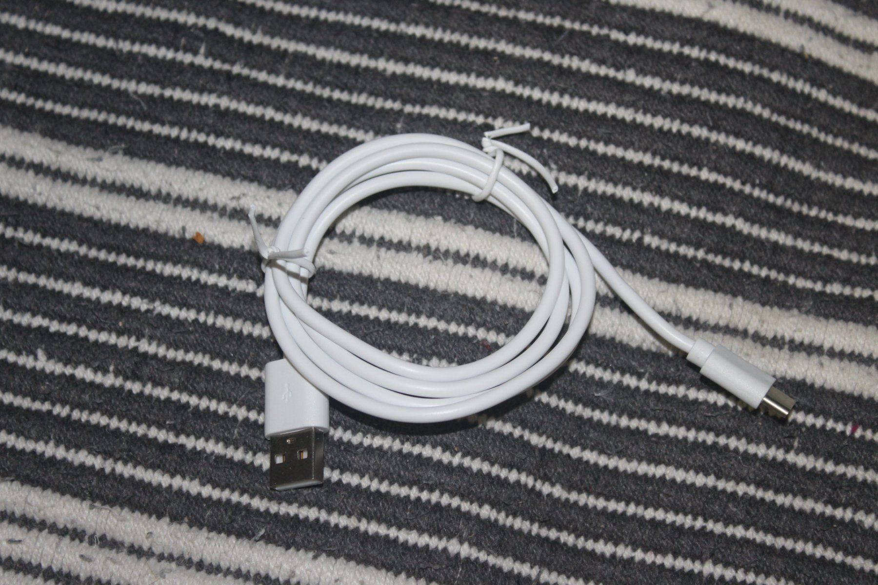Kabel: kabel USB-C Type C  Ladekabel Datenkabel iPhone 15 16 17 – Neu (gemäss Beschreibung) aus Kirchdorf AG von Aarereussshop