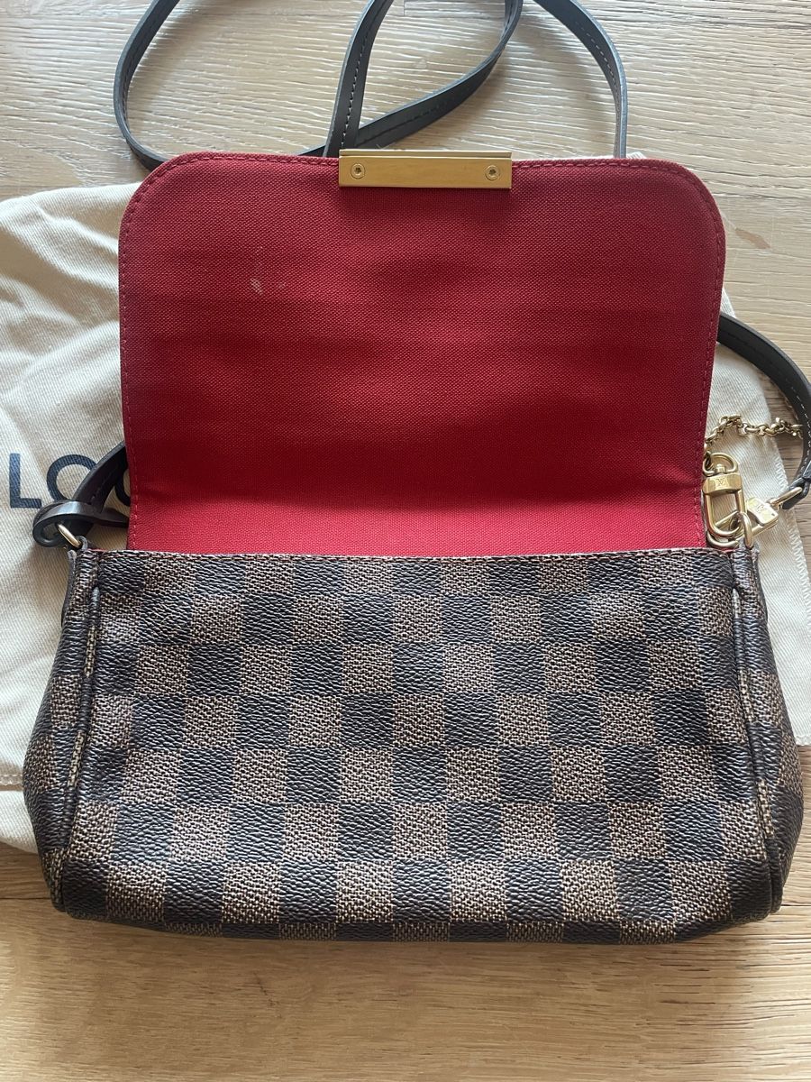 Louis Vuitton Borse da donna: Louis Vuitton Pochette Favorite PM – Usato da Losone venduto da Giulieth 1