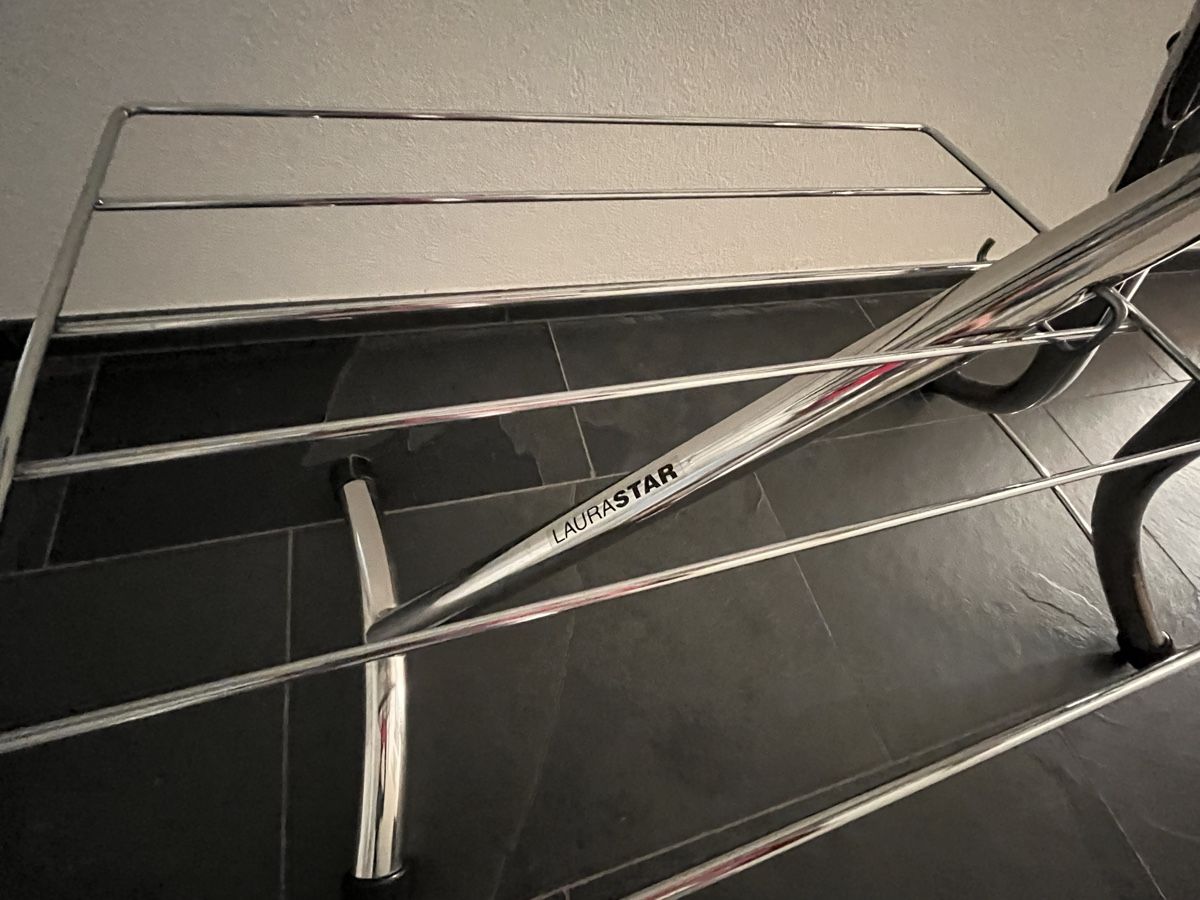 Laurastar Assi da stiro: Bügelbrett Laurastar – Usato da Gais venduto da yankeegirl 1