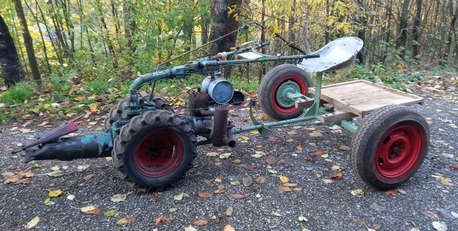 Tutte le macchine: Motormäher Jrus mit Anhänger – Difettoso da Frick venduto da 1mets 1