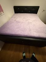 Boxspringbett mit neuen Matratzen
