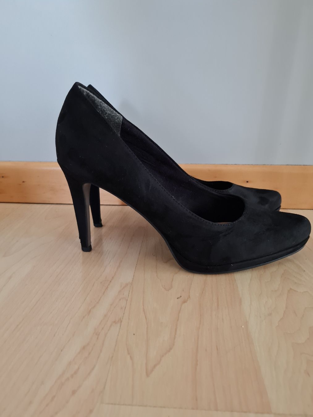 Tamaris Scarpe da donna: Schwarze Pumps Tamaris Gr.41 – Usato da Rotkreuz venduto da tat_8zds 2