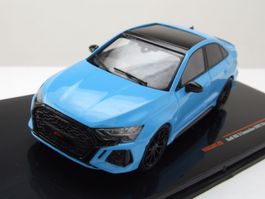 Audi RS3 Limousine 8YA seit 2021 hellblau / schwarz     1:43