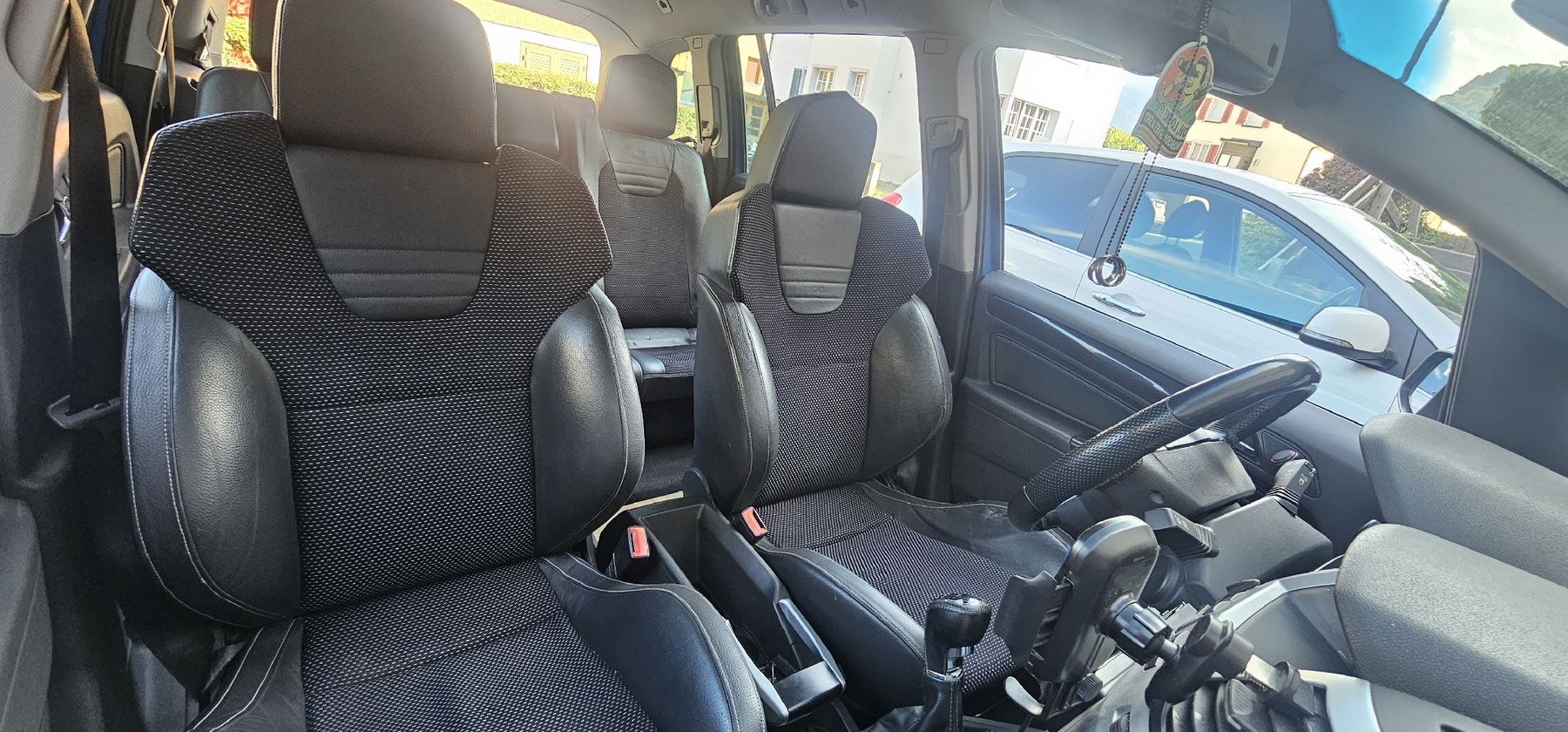 Opel Automobili: Opel Zafira B OPC – Usato da Azmoos venduto da Jadejo 8
