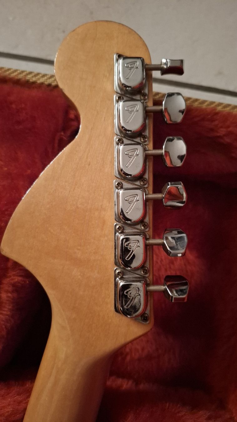 Fender Strumenti musicali: Fender Stratocaster Jahr 1975 / 76 – Usato da Berikon venduto da Free24 4