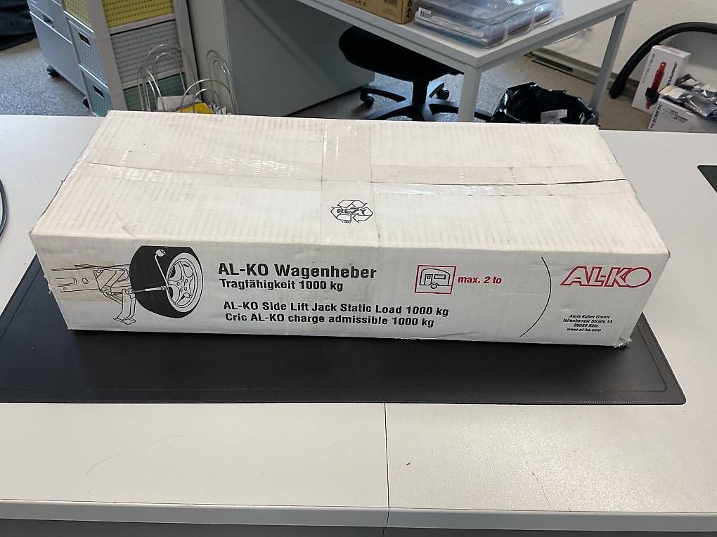 Tutti gli attrezzi: Wagenheber AL-KO mit Bausatz – Nuovo e nell'imballaggio originale da Ebikon venduto da Portmann_Sport