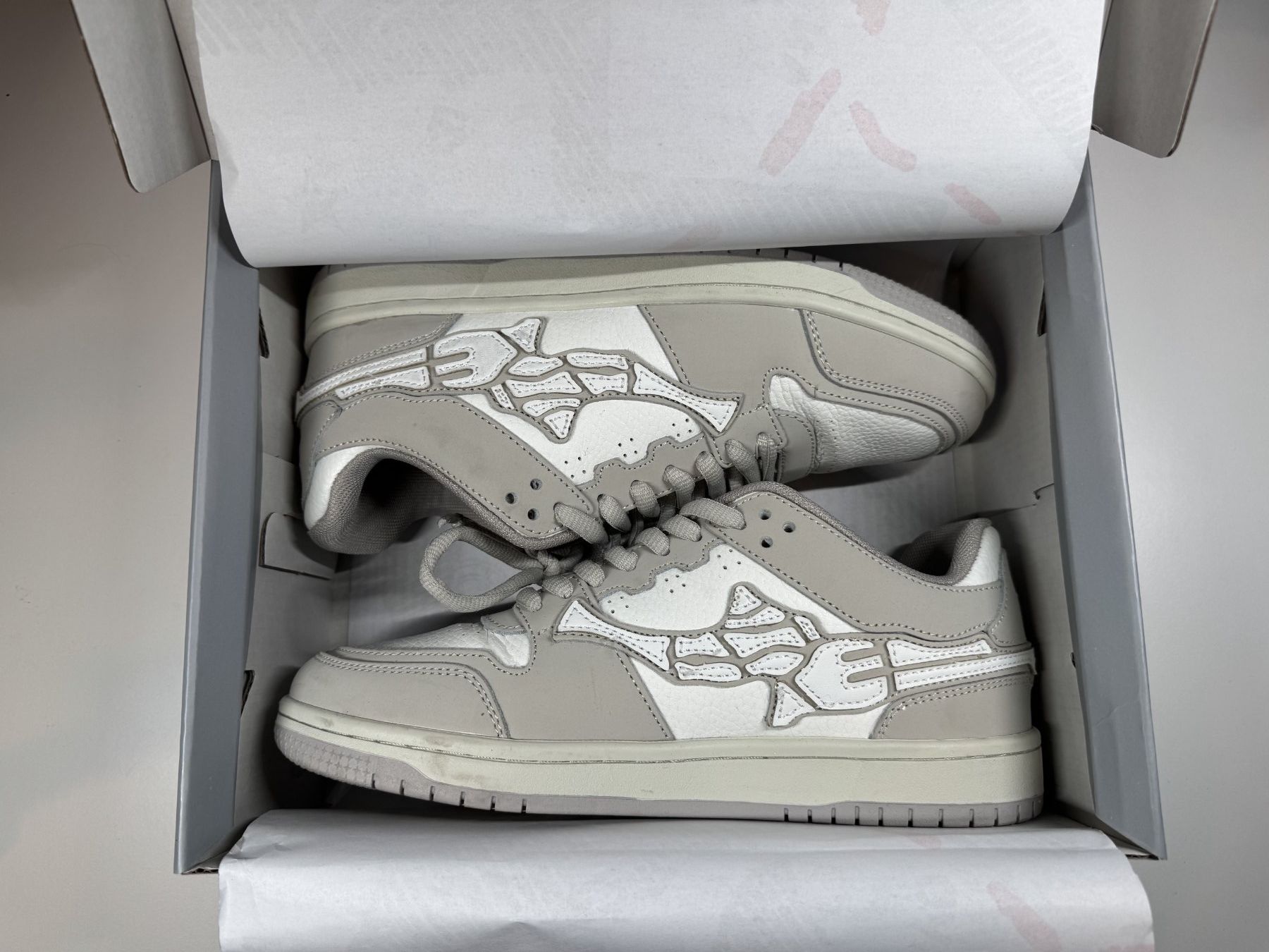 Scarpe da uomo: Akimbo lows "STONE GREY" Grösse 39 – Usato da Kilchberg ZH venduto da Centipaide
