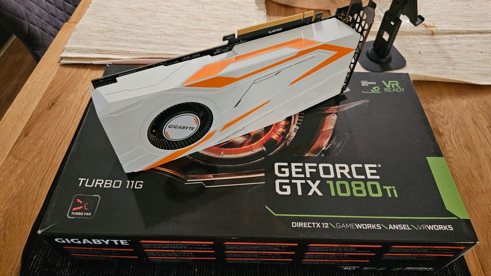 Gigabyte gtx hot sale 1080ti turbo