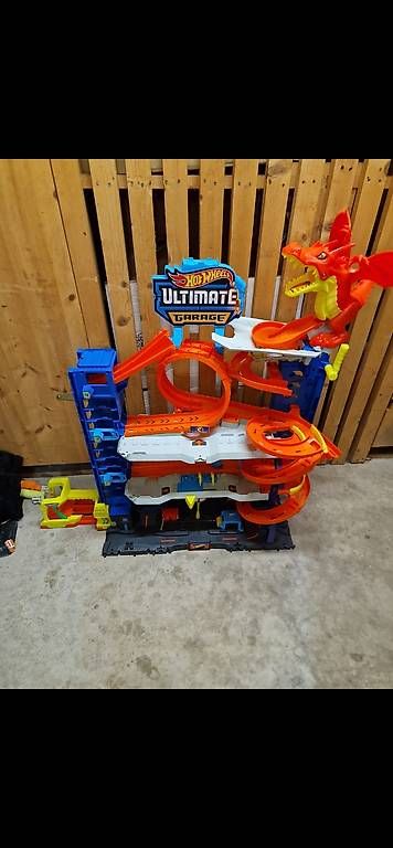 Circuits: Circuit HotWheels dragon – D'occasion à Versoix par Macra_17