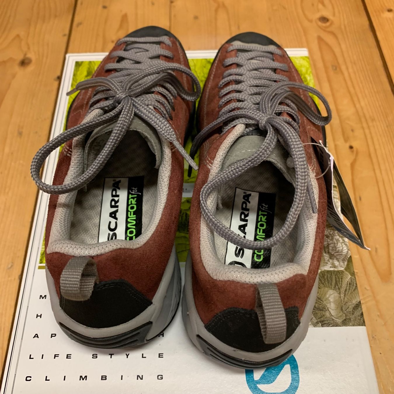 Scarpa Herrenschuhe: Scarpa Mojito GTX, Bordaux, 36 – Neu (gemäss Beschreibung) aus Küttigen von thoren77 2