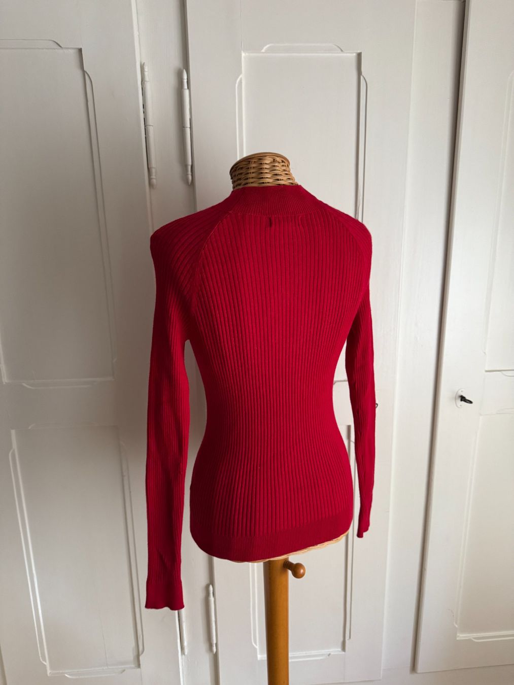New Look Pulls & Sweat-shirts: NEW LOOK - Feinstrick Pullover rot 38 – D'occasion à Zürich par Diazaio 2
