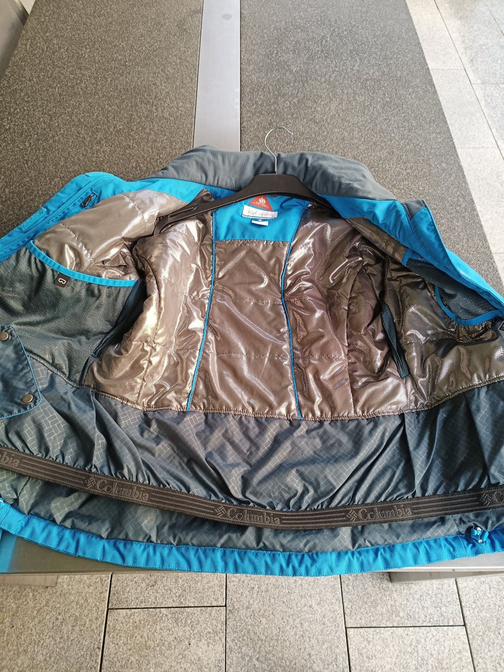Jacken: Columbia Winterjacke Damen Gr. L – Gebraucht aus Bremgarten AG von Davidiusi 2