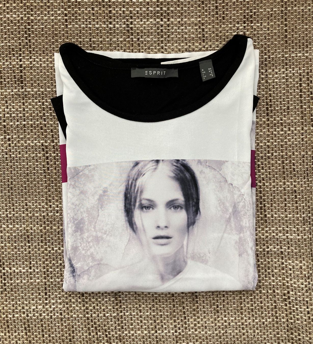 Esprit T-shirt: Langarmshirt / Bluse von ESPRIT, Gr. XS – Usato da Basel venduto da Nofretete39 2