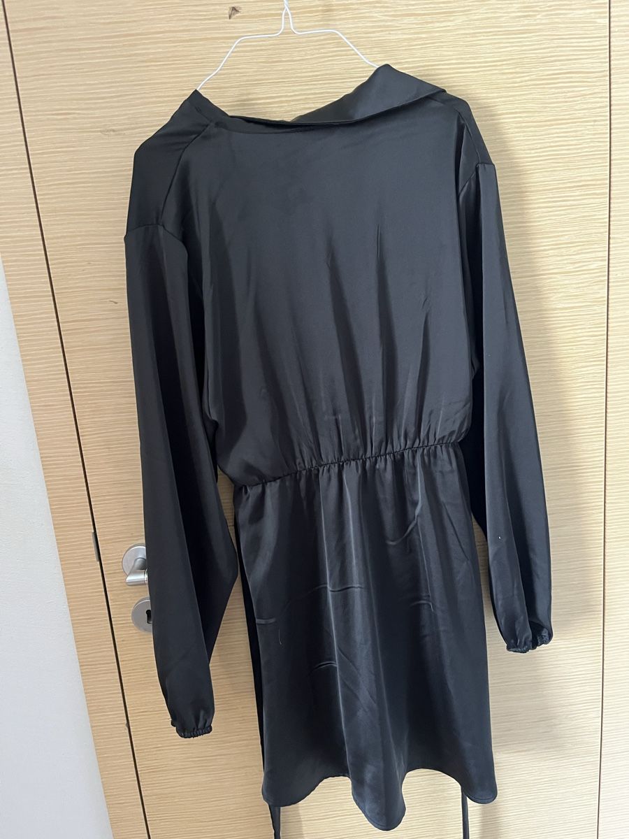 H&M Robes: Elegantes Abendkleid – D'occasion à Jonschwil par dia_l29t 1