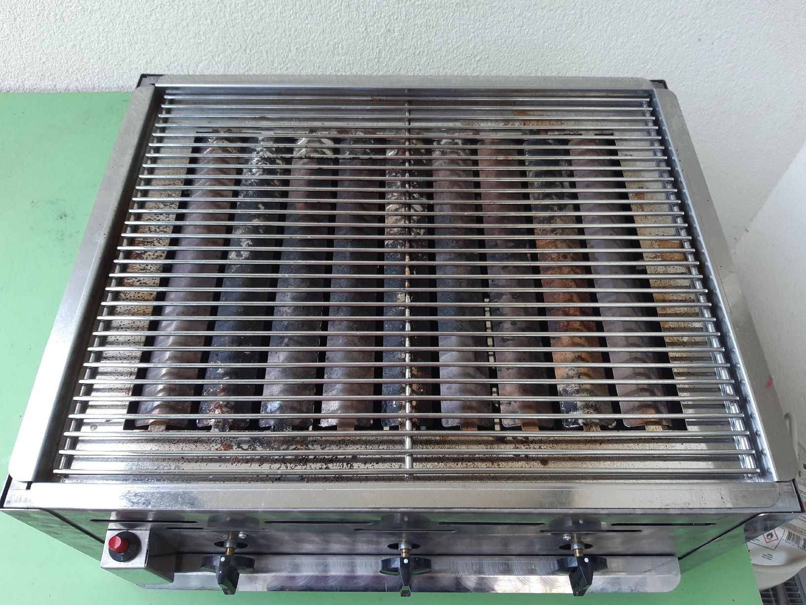Griglie: Gas Grill Gasbräter 3-flammig – Usato da Baden venduto da miraculyx 1