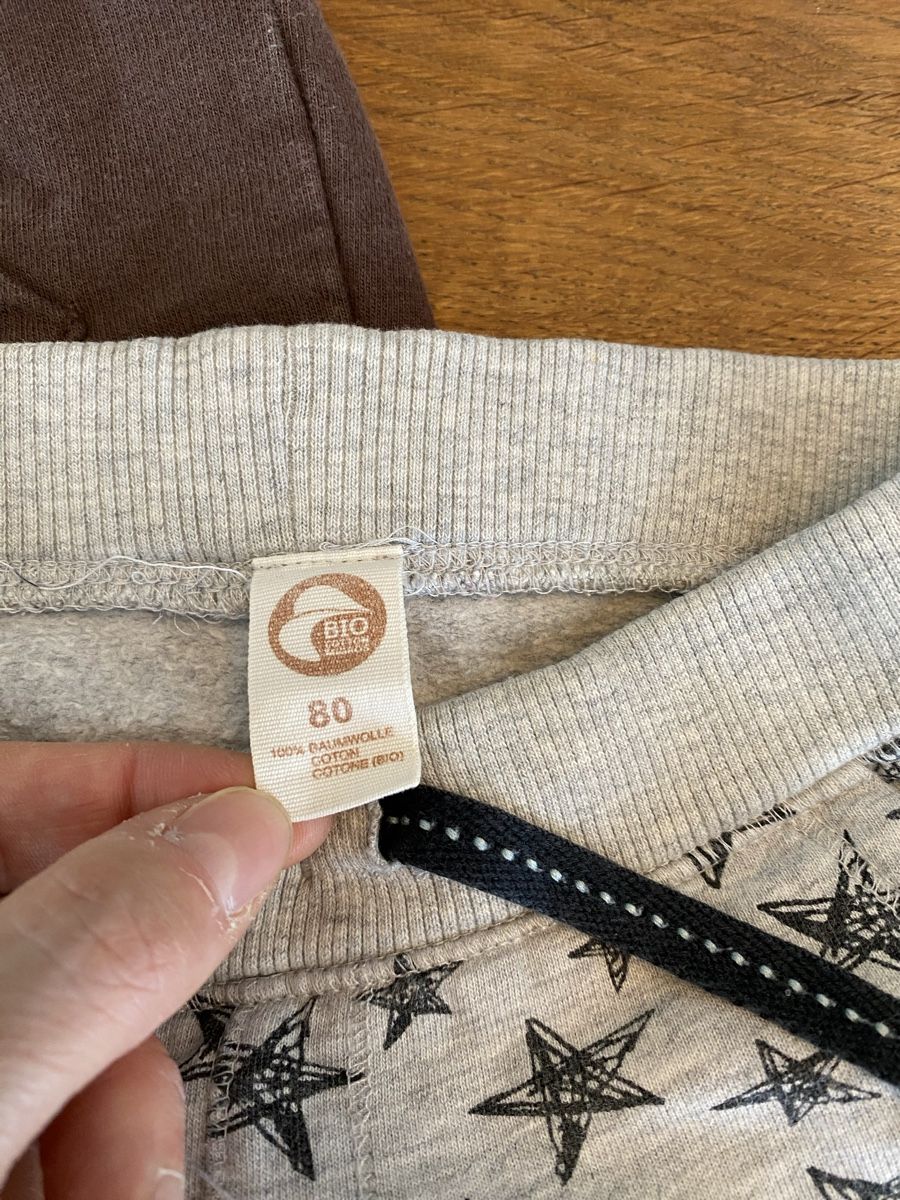 Lotti di vestiti: Jogginghosen – Usato da Urdorf venduto da Tjara65 1
