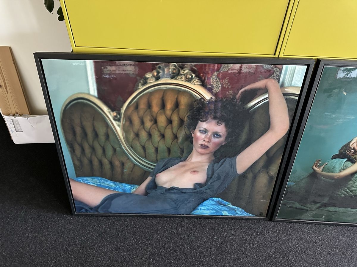 Foto & Immagini: Gerahmte Kunstfotografien, 3er Set, Michel Comte – Usato da Bern venduto da Maniche11111 1