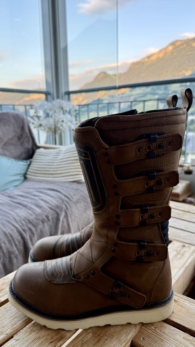 Herrenschuhe: Icon Elsinore 2 Motorradstiefel – Gebraucht aus Brunnen von Saschb 1