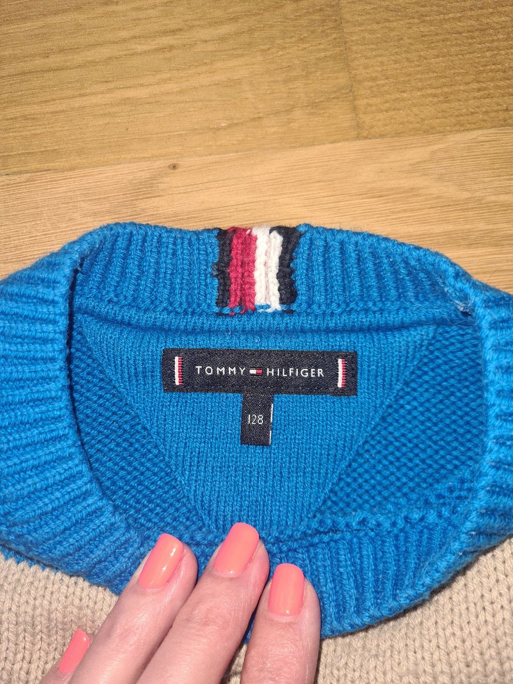 Tommy Hilfiger Maglioni & Felpe: Kinder Pullover Tommy Hilfiger gestreift Grösse 128 – Usato da sirnach venduto da andidrea 1