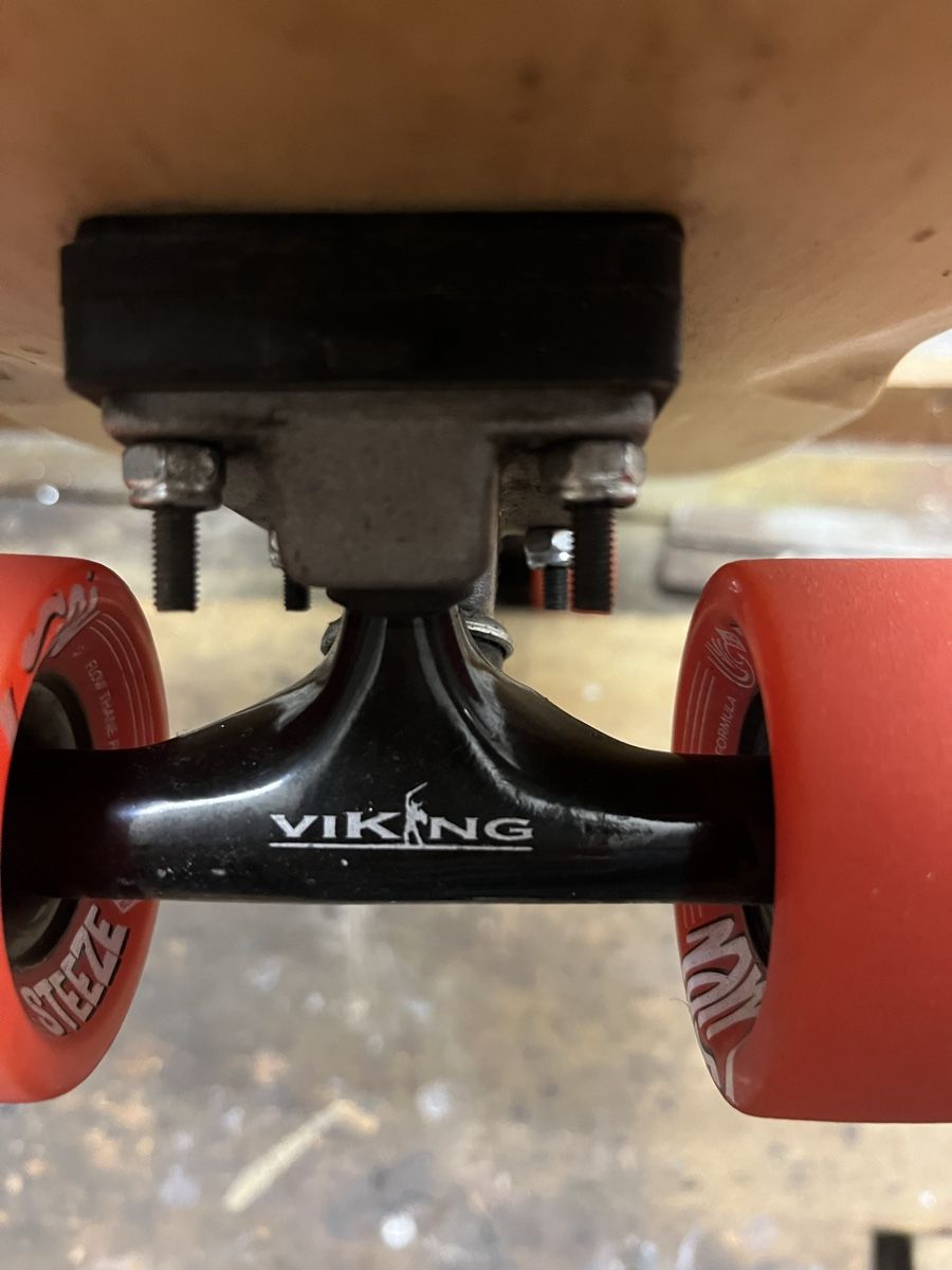 Indiana Skateboards: Indiana Banana Board – Usato da Chur venduto da williwild 2