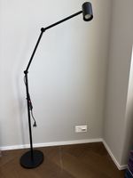 Stehlampe schwarz dimmbar, verstellbar, wie neu