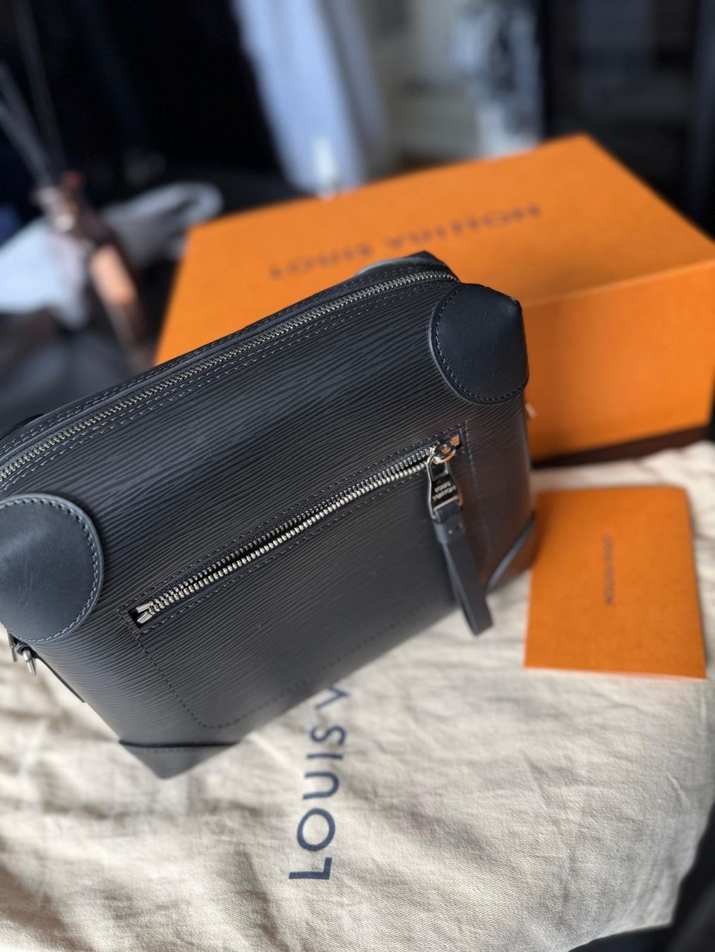 Louis Vuitton Sacs: Louis Vuitton Supple Trunk Messenger Bag Epi Leather – Neuf avec emballage d'origine à Walchwil par Bodytransformer2000 2