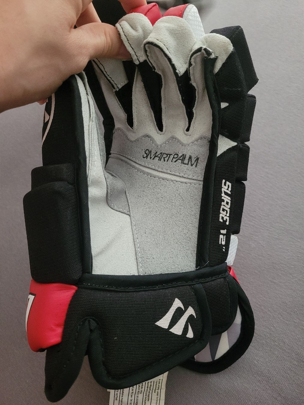 Autres accessoires hommes: Eishockeyhandschuhe – Neuf (Voir description) à Rüti ZH par 18c_6frl 1