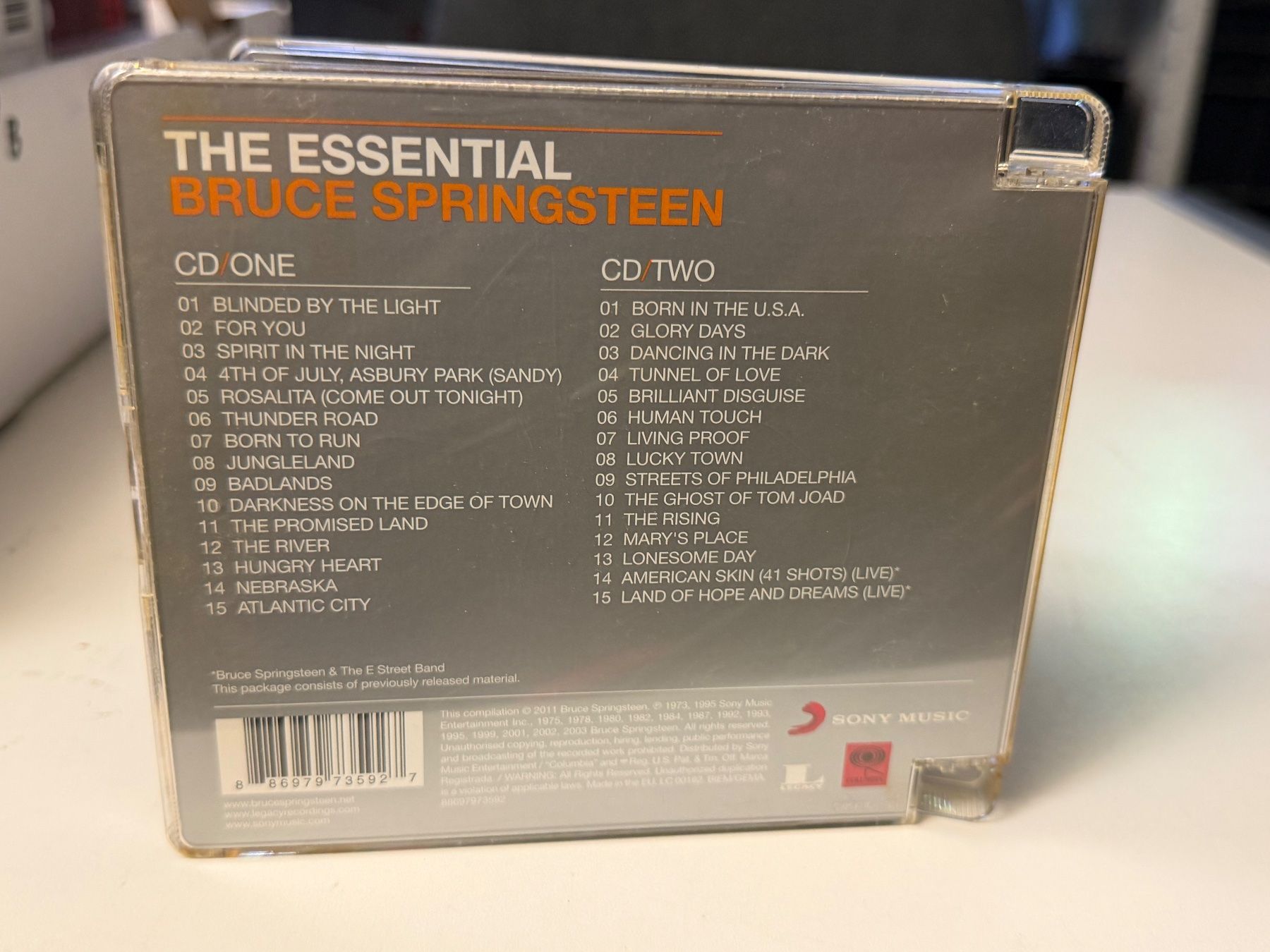CD: Bruce Springsteen - The Essential Bruce Springsteen - HD23D – Nuovo (secondo la descrizione) da Küsnacht ZH venduto da Jazztilldawn 1