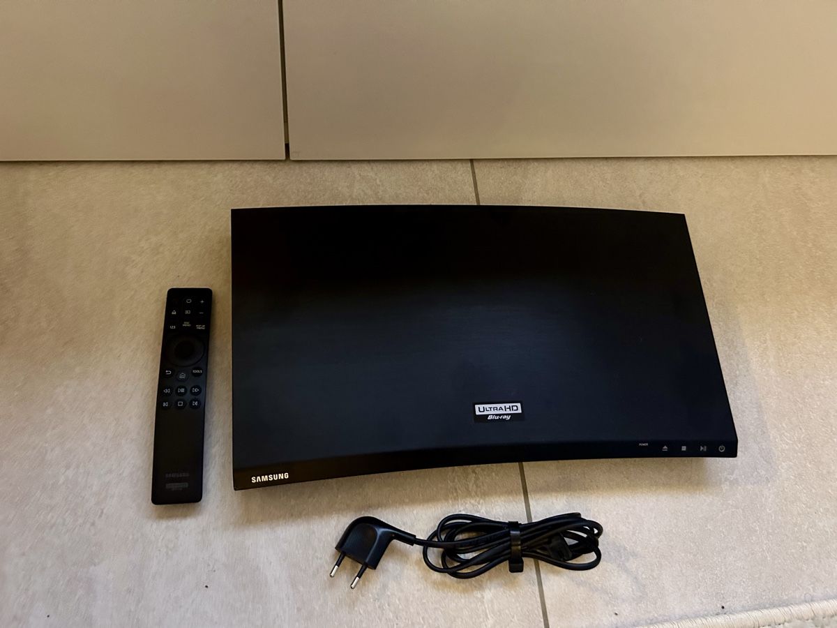 Samsung Heimkino: Samsung UBD-M8500 – Gebraucht aus Obfelden von 4star4