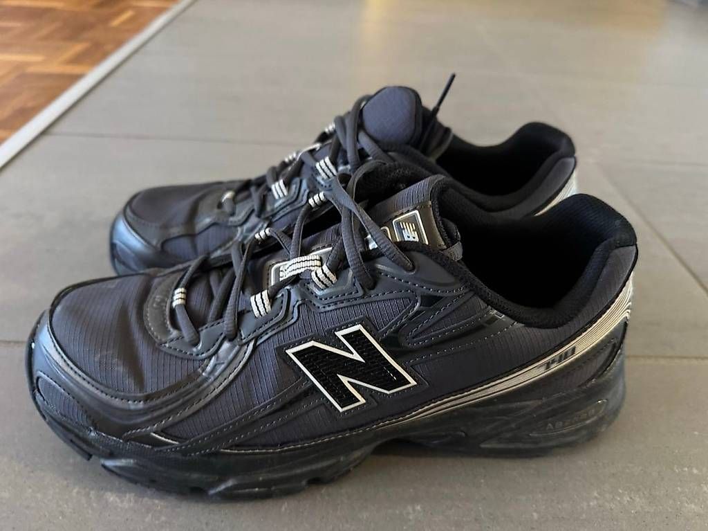 New Balance Scarpe da uomo: New Balance 740 Night Vision 44.5 – Usato da Basel venduto da Shikari 2