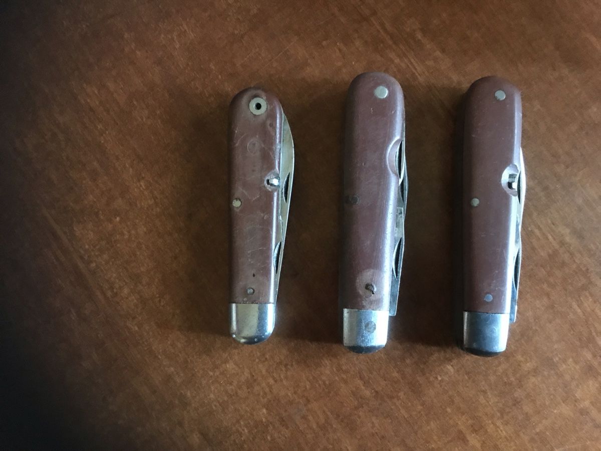 Coltelli tascabile: 3 alte Militärsackmesser – Usato da Goldach venduto da Roger131313 1